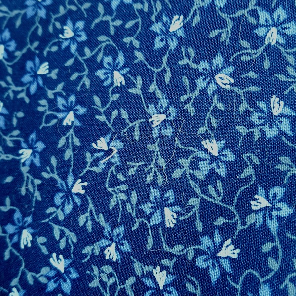 Vintage Blue Calico Floral by Fabri-Quilt