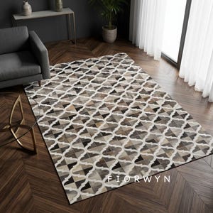 Tappeto in pelle bovina grigio scuro – Tappeto patchwork in pelle con pelo in stile marocchino per soggiorno