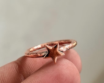 Hammered Copper Star Ring, Rustic Boho Celestial Statement Band