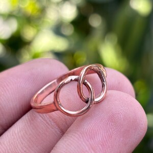 Anello intrecciato in rame – Anello minimalista in rame fatto a mano, fascia in rame unica