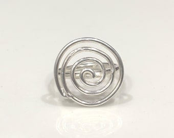 Anillo circular de plata de ley 925: Joyería de plata hecha a mano para ella.