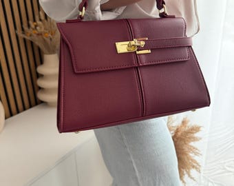 Elegante Bolso Crossbody de Piel Vegana Italiana en Burdeos, Bolso de Hombro con Asa Superior Hecho a Mano, Bolso de Diseñador, Calidad