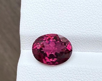 Oval Cut Deep Red Garnet Gemstone: January Birthstone, 4.66ct