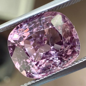 Natural Purplish Pink (lavender color) Spinel – 4.95 Carats | Radiant Cushion Cut Gemstone