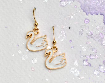 White Swan dangle Earrings, Swan Earrings, Bird earrings, swan gift, Stainless steel hypoallergenic, Nature lover gift, best friend gift