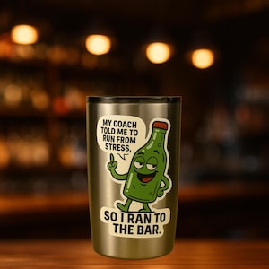 Sticker drôle bouteille rhum « My coach told me to run from stress » | Autocollant humour, sarcasme, vinyle waterproof, déco laptop & gourde
