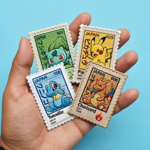 Conjunto de parches bordados personalizados inspirados en PKM, para planchar o coser, ideales para chaquetas, mochilas y manualidades. Bulbasaur, Pikachu, Totodile, Charizard.