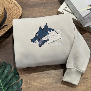 Embroidered Wolf Graphic Sweatshirt – Anime Wolf Head Grabbed by Hand, Grunge Streetwear Unisex Pullover – EJUJU109
