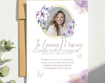 Plantilla de invitación para celebración de vida con diseño floral morado, editable, para funeral o anuncio de servicio conmemorativo (Canva/descarga digital).