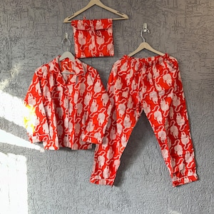 Tiger Print Cotton Pajama Set: Indian Summer Sleepwear