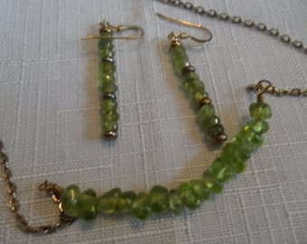 Vintage Natural Peridot Necklace and Earrings