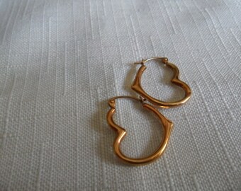 Vintage 14K Rose Gold Heart Pierced Earrings