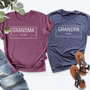 Maglietta personalizzata per nonna/nonno: nome di famiglia personalizzato, anno di nascita stimato