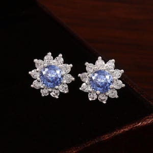 Wonderful Ceylon Pastel Blue Sapphire Round Cut Gemstone Stud Earrings, Handmade Silver Studs, 925 Sterling Silver Stud Earrings 6x6 MM
