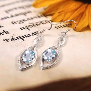 Wonderful Flawless Sky Blue Aquamarine Oval Cut Gemstone Stud Earrings, Handmade Silver Studs, 925 Sterling Silver Stud Earrings 10x8 MM