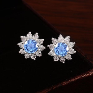 Wonderful Flawless Blueish Aquamarine Round Cut Gemstone Stud Earrings, Handmade Silver Studs, 925 Sterling Silver Stud Earrings 6x6 MM