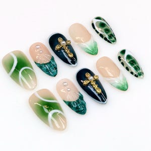 Unhas postiças verdes pintadas à mão: estilo aerógrafo japonês, ajuste personalizado