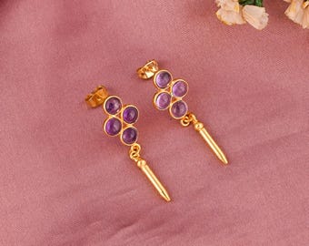 Brincos de flor de ametista, brincos pendentes dourados, presente para ela, pedra do mês de fevereiro.