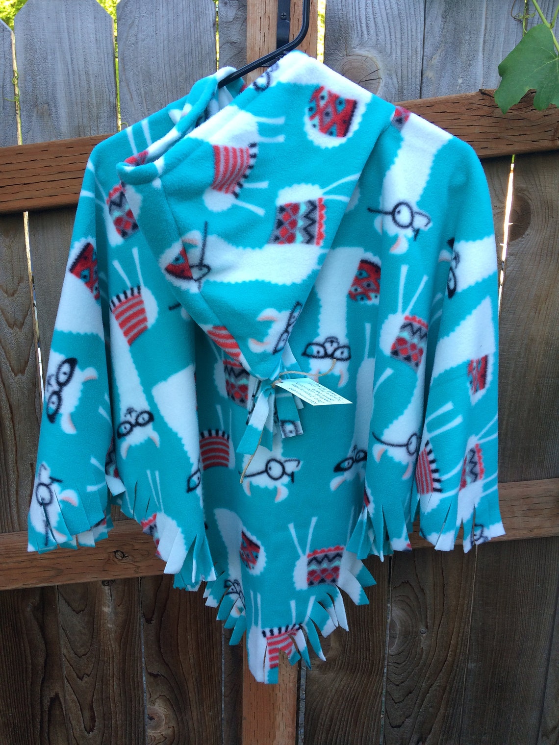 Lama impression polaire à capuche poncho enfant taille 7-8 ...