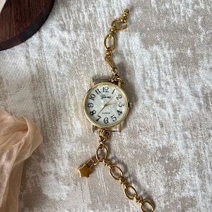 Vintage Watch Bracelet,Women&#39;s Gold Wristwatch with Star Pendant, Elegant Timepiece Gift, Round Dial Watch Chain,Retro Watch Bracelet