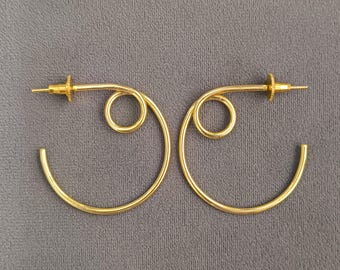 Pendientes de aro antiguos chapados en oro amarillo de 18k, tendencia actual. Aros para uso diario, ligeros e hipoalergénicos.