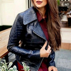 Women Real Blue Leather Motorcycle Jacket Stylish Crocodile Pattern Coat