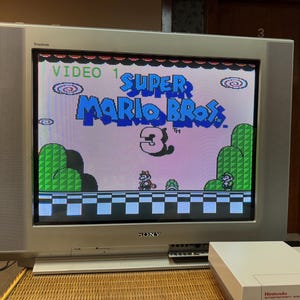 Sony Trinitron KV-27FS100 27&quot; CRT TV – Retro Gaming Display, S-Video av Inputs, Clean Flat Screen, Local Pickup Only