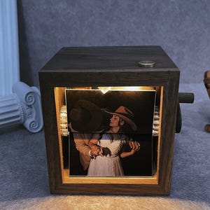 Aangepaste houten flipbook-animatiedoos met licht, gepersonaliseerde fotocadeaudoos met slinger, unieke aandenken, creatieve verjaardagscadeaus voor vrouw, haar