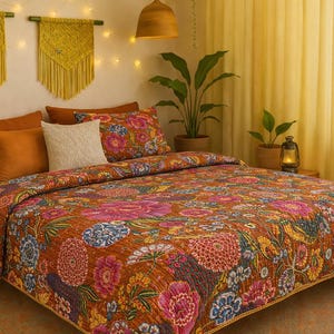 Edredón Kantha floral marrón óxido hecho a mano - Colcha de algodón indio, decoración bohemia