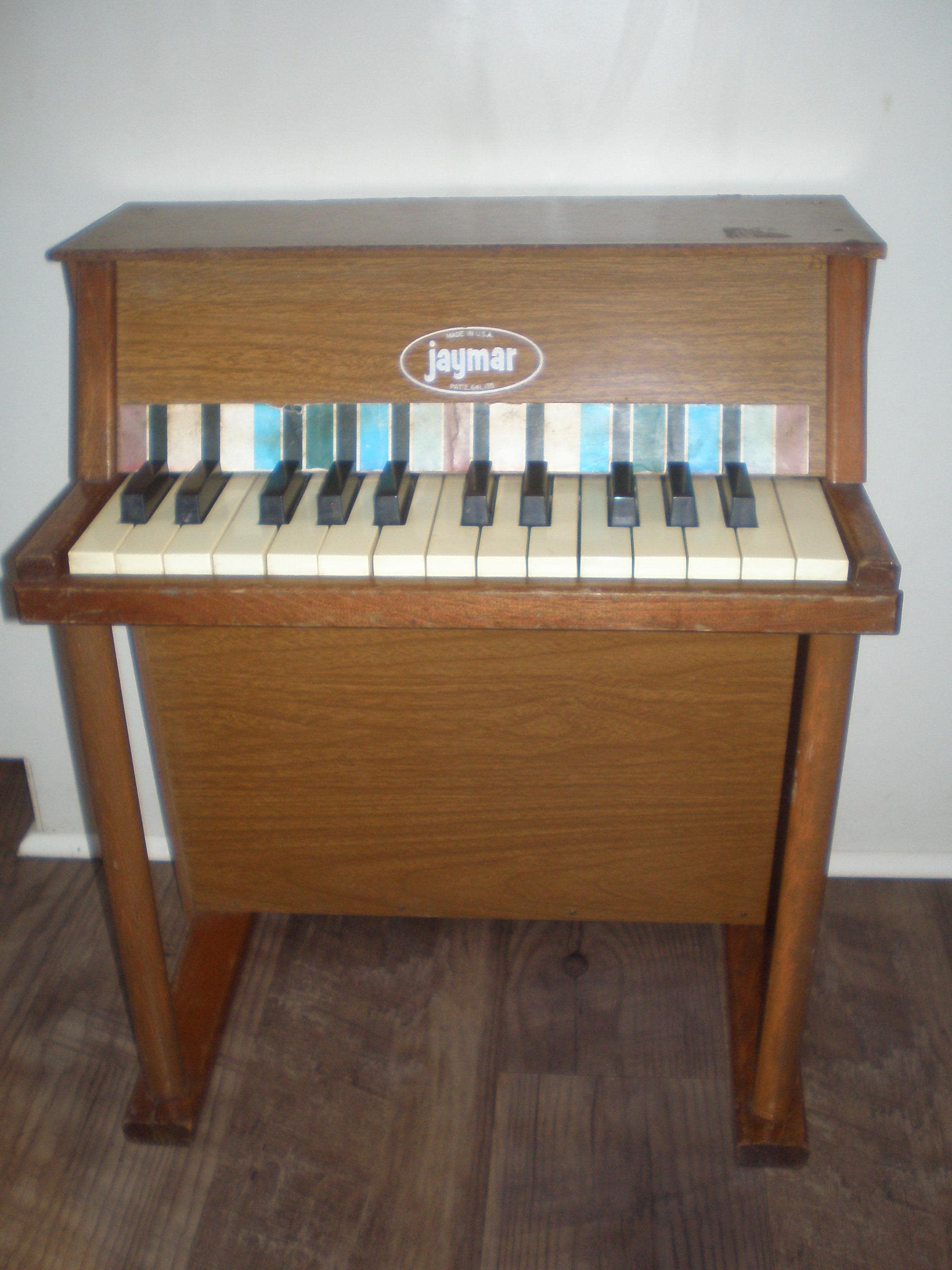 Vintage JAYMAR Upright 25 Key Wooden Piano Children's Kid Sized