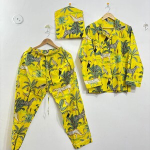 Tiger Print Cotton Pajama Set: Indian Night Suit, Women&#39;s Sleepwear