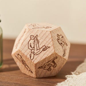 Date Night Dice,Love Position Selector Dice,Intimate Couple Game,Romantic Gift For Couple,Anniversary Gift,Valentine's Day Gift For BF/GF,