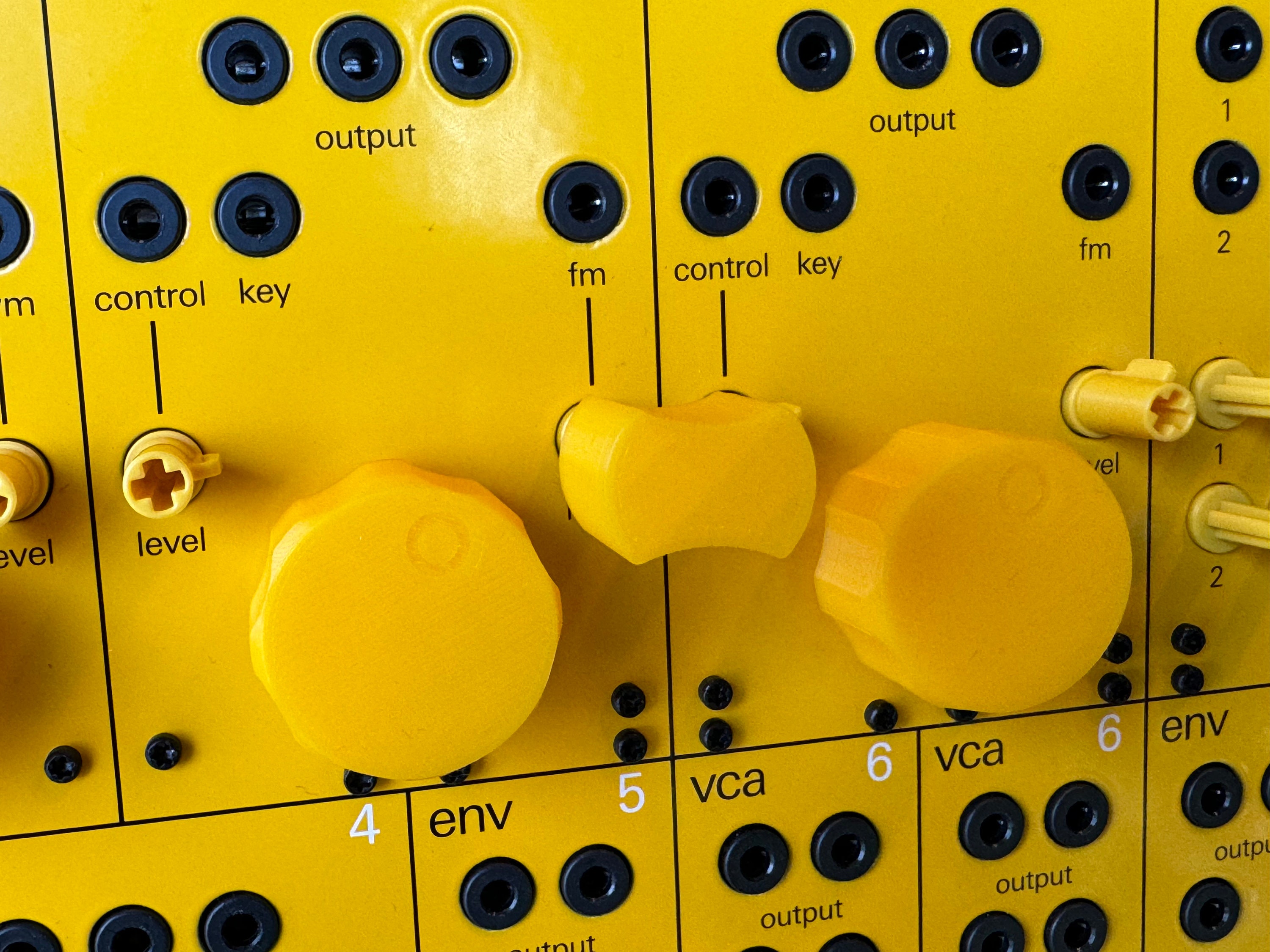 Pocket Operator Modular 400 - the Missing Knobs - Teenage