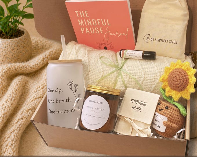 Mindful Gift Box: Aromatherapy, Mindfulness Journal & Affirmation Cards