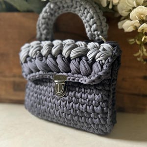 Hilo de camiseta de crochet Bolso azul marino/gris