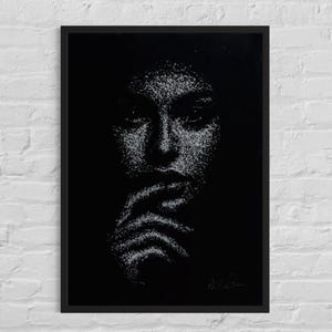 Alva - Cracked Glass Art