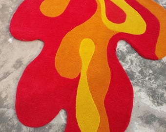 Hand-Tufted Wool Rug | Groovy Retro Wavy Design, Orange & Reddish Pink