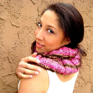 Hand Knitted Neck Warmer Knitted Scarf Knit Cowl Ruffled Scarf Winter Fashion Gift for Her image 3