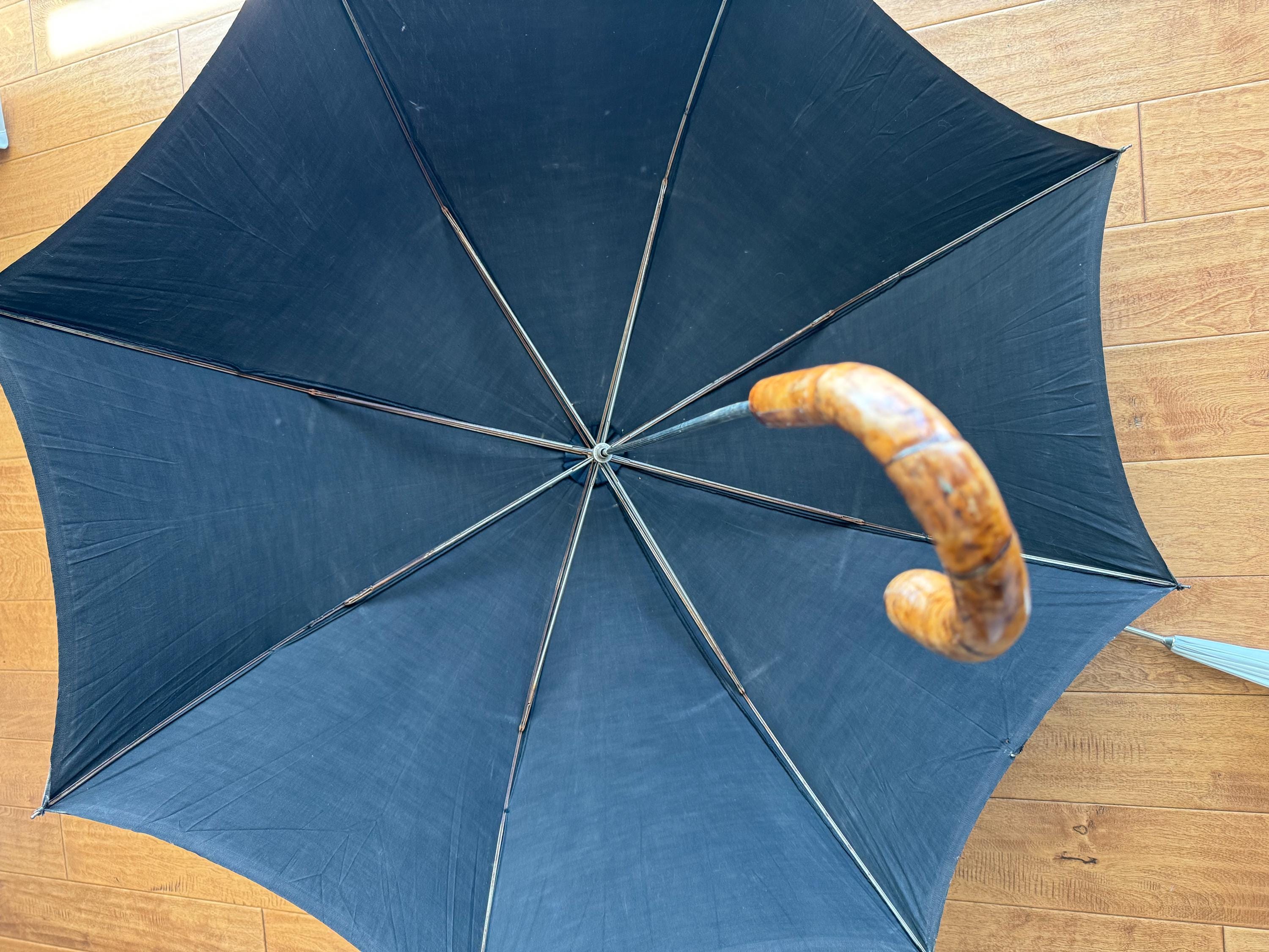 1900's Black K & R Primus Men's Fabric Umbrella W/curved Bamboo
