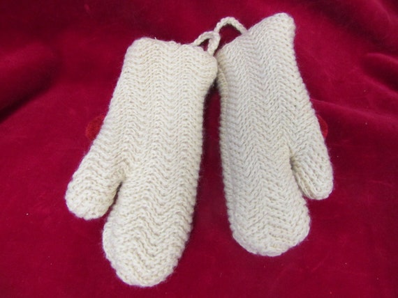 Vintage MIDWEST Adorable Beige Knit Mittens with … - image 2