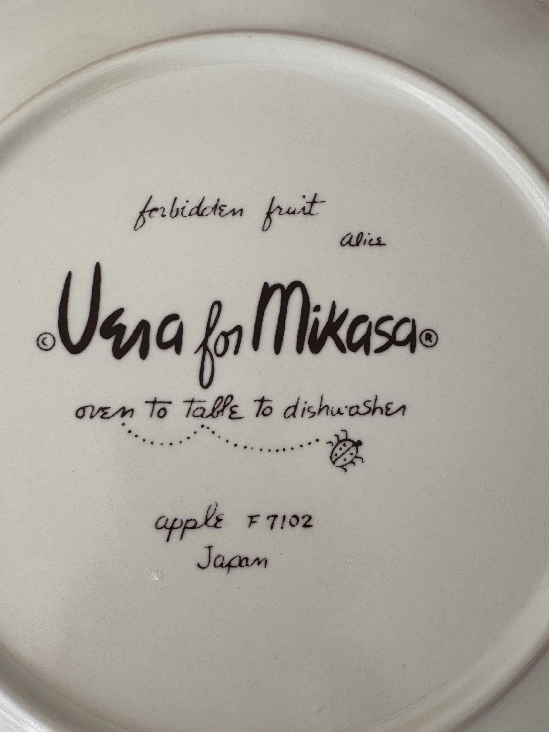 1970's Mikasa Forbidden Fruit Apple Dinner Plates 7102 BY Vera 10