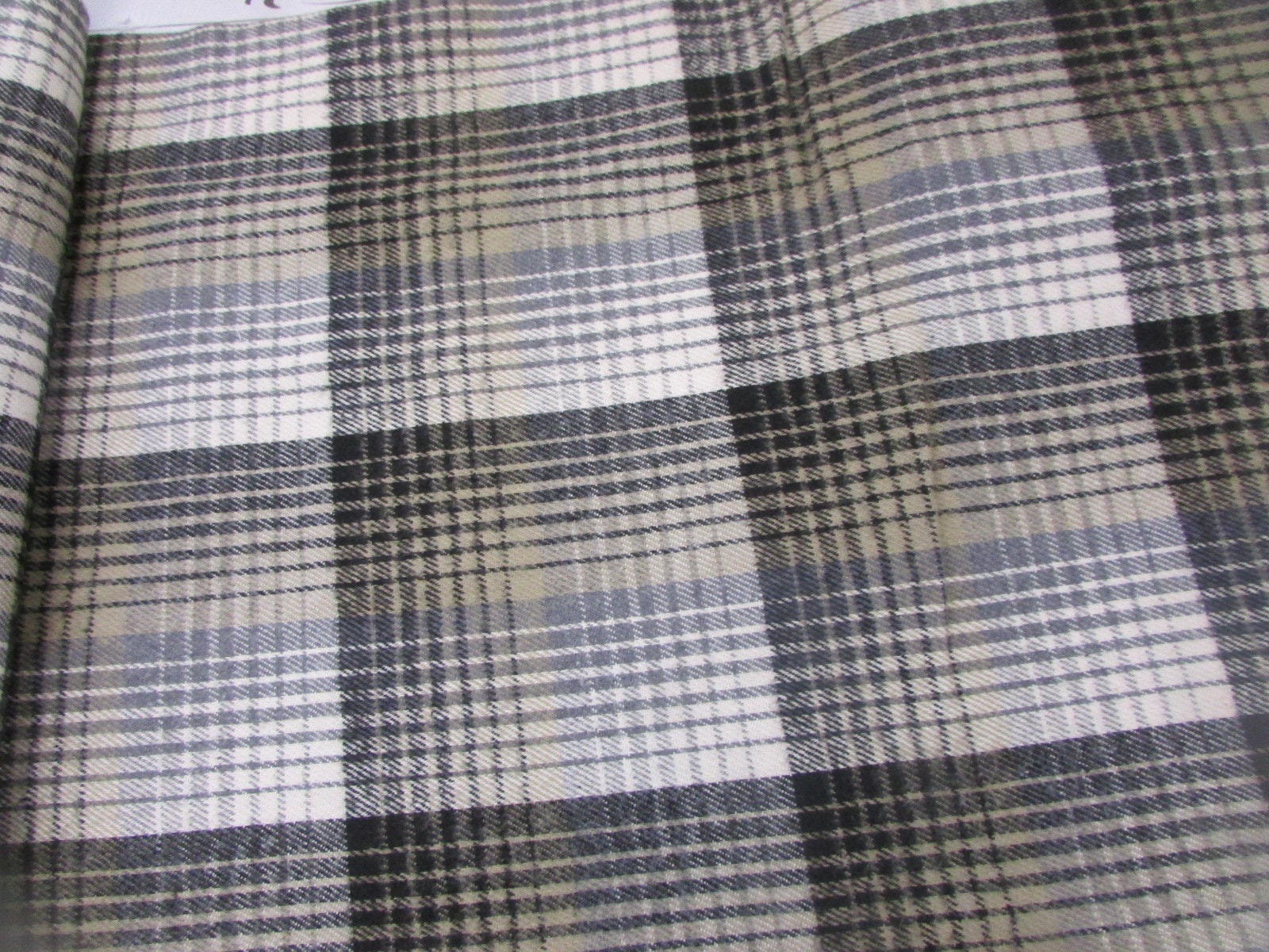 FabricLA 100% Cotton Flannel Fabric - 58/60 inch Inches (150 cm) Extra Wide Flannel Fabric - Use As Blanket, Pillowcases, Shirt, PJ, Sewing, Cloth