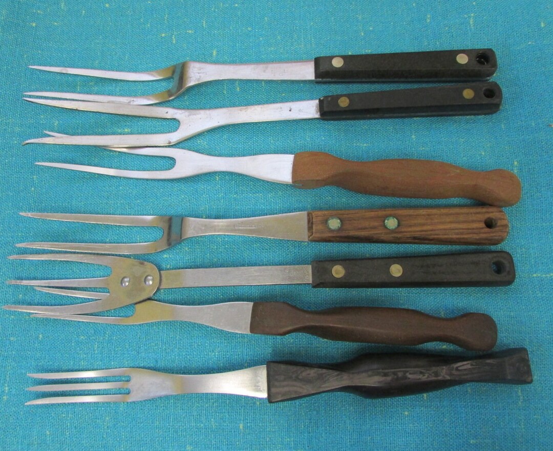 U CHOOSE Vintage Carving Fork Halo Ekco, Made in Japan, Cutco No 27