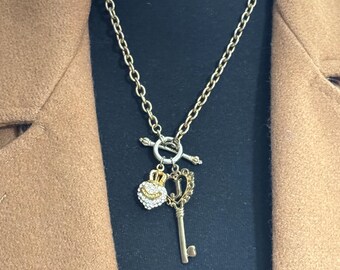 Vintage Juicy Couture Puffy Rhinestone Heart With Crown  display picture 1