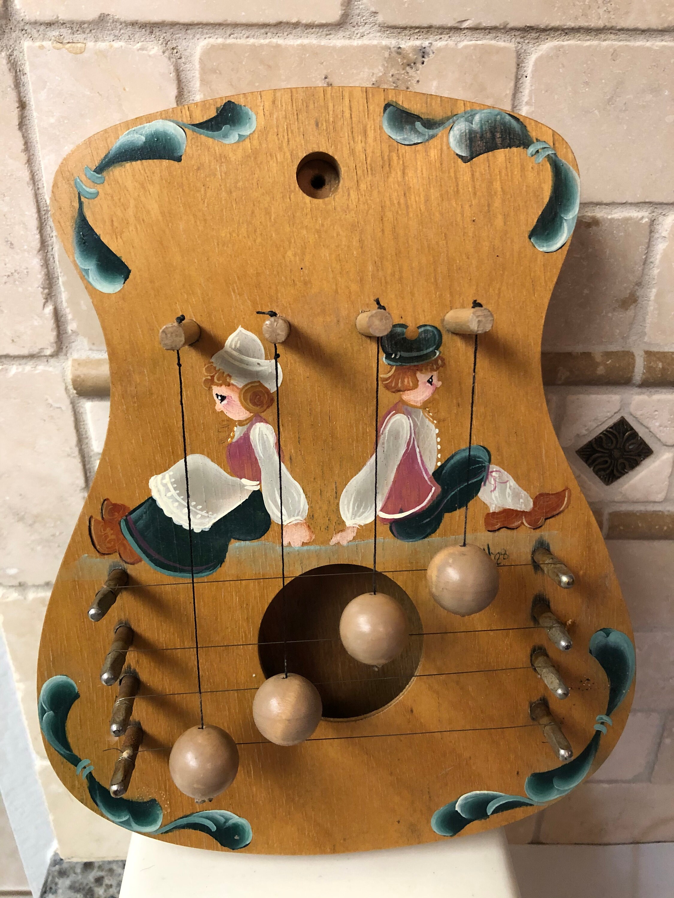 トールペイント作品　Father Christmas Door Harp Vintage Hand Painted Swedish Dutch Musical Door Knocker Harp
