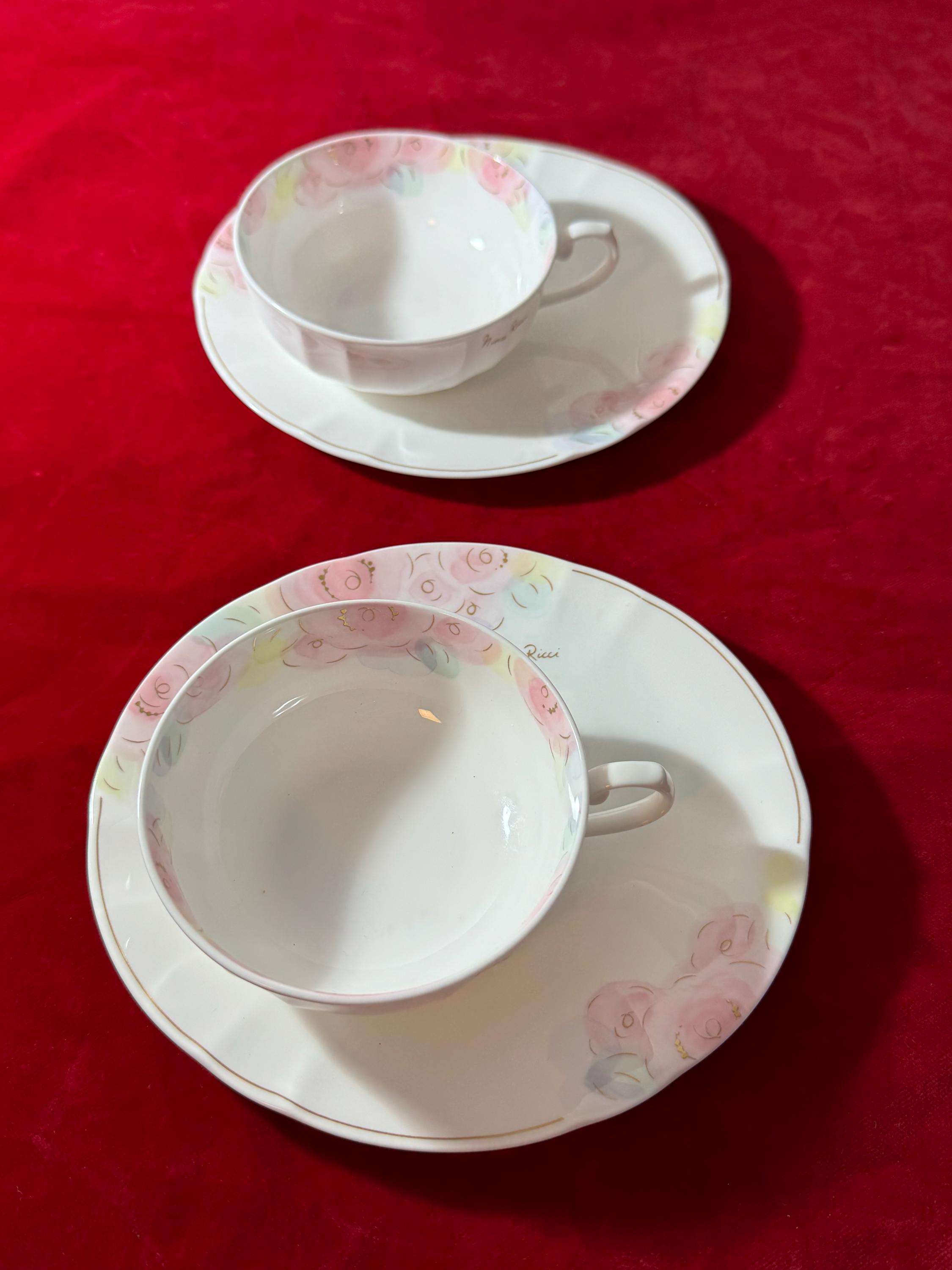りんご　パナレアサテン、ローズチュール　セット Set of 2 NINA RICCI Sango Plaisir De La Maison Cup and Saucer Pink