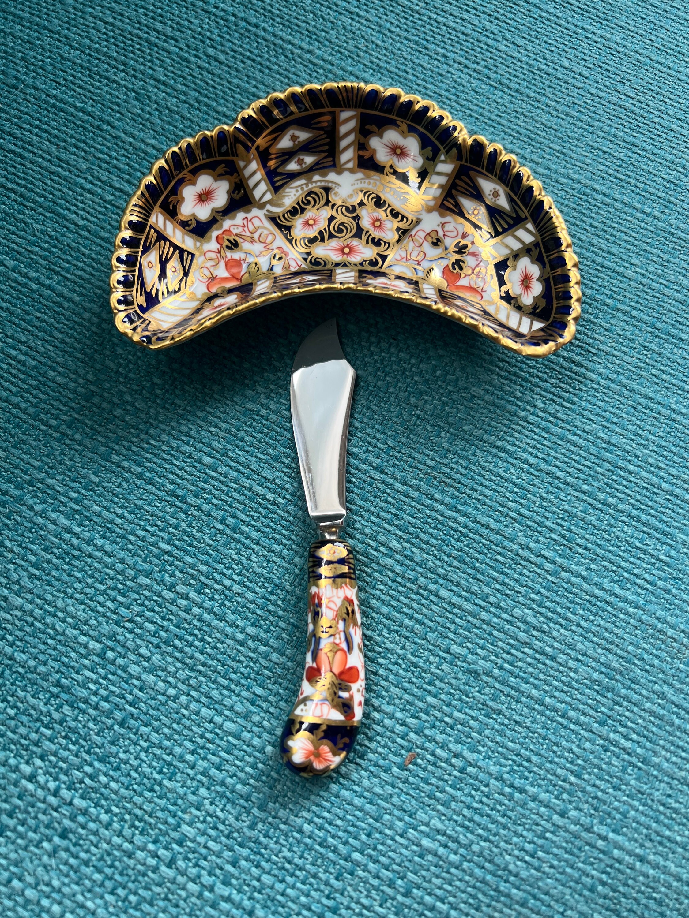 Antique Royal Crown Derby TRADITIONAL IMARI Triangular Individual