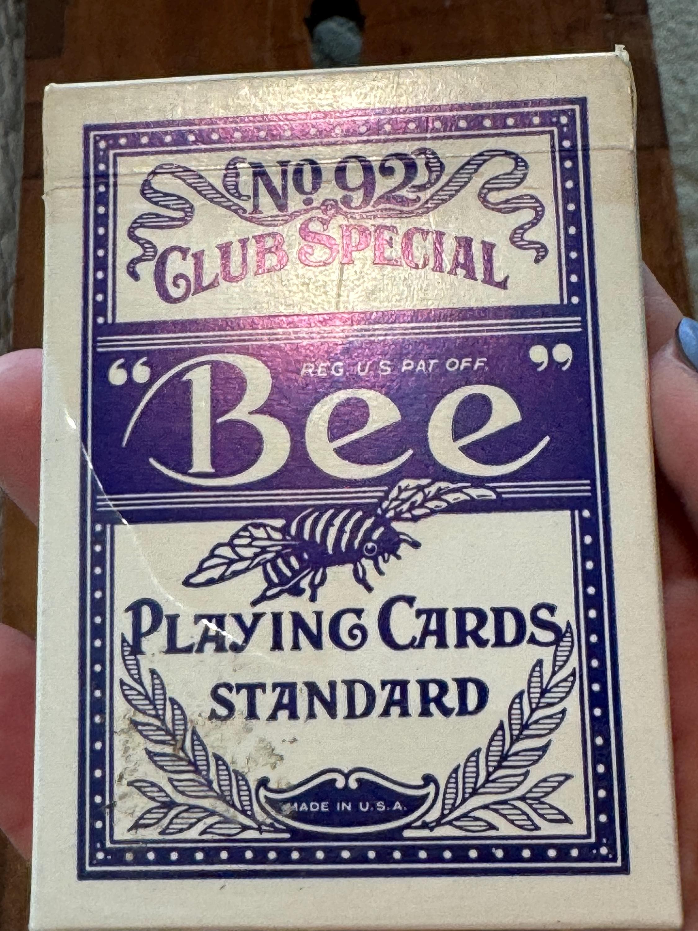 Bee トランプ No. 92 Club Special 4パック Bee Playing Cards No. 92 Club Special Back No. 67 with Tax Stamp