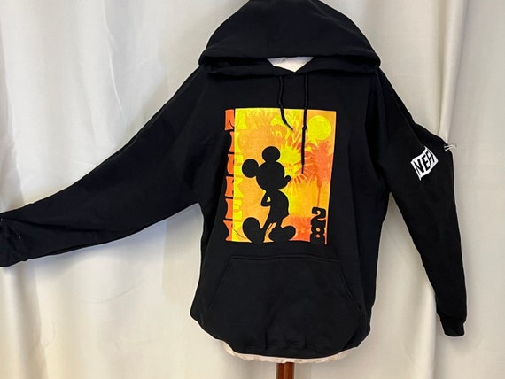 Men's NWT Disney by Neff Black Hoodie 
