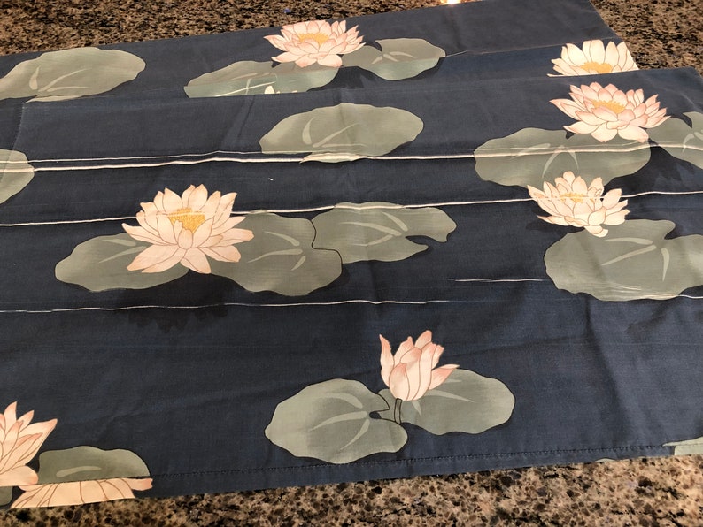 Wamsutta cal king bedding RARE Vintage Wamsutta Ultracale Blue Lotus Flower Cal King Fitted Sheet and Two King Size Pillowcases lotus bed